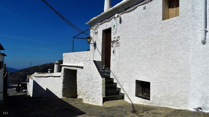 Bubion. Pretty Village House with terrace and views