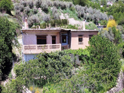 0353, La Taha. Village House with Garden