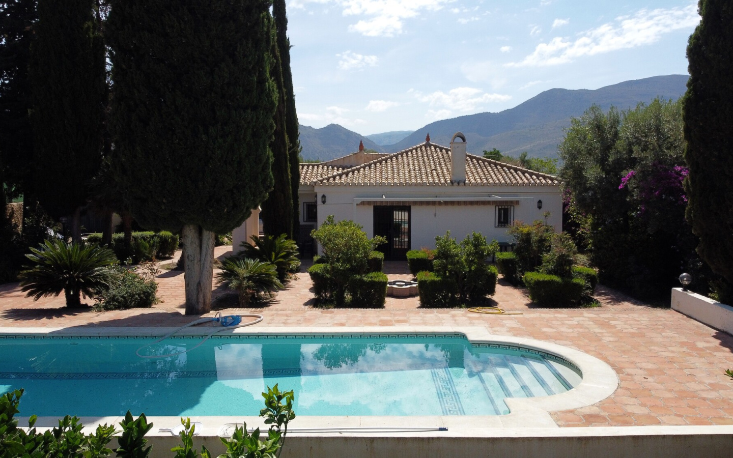 Orgiva.  Three Bedroom cortijo with pool