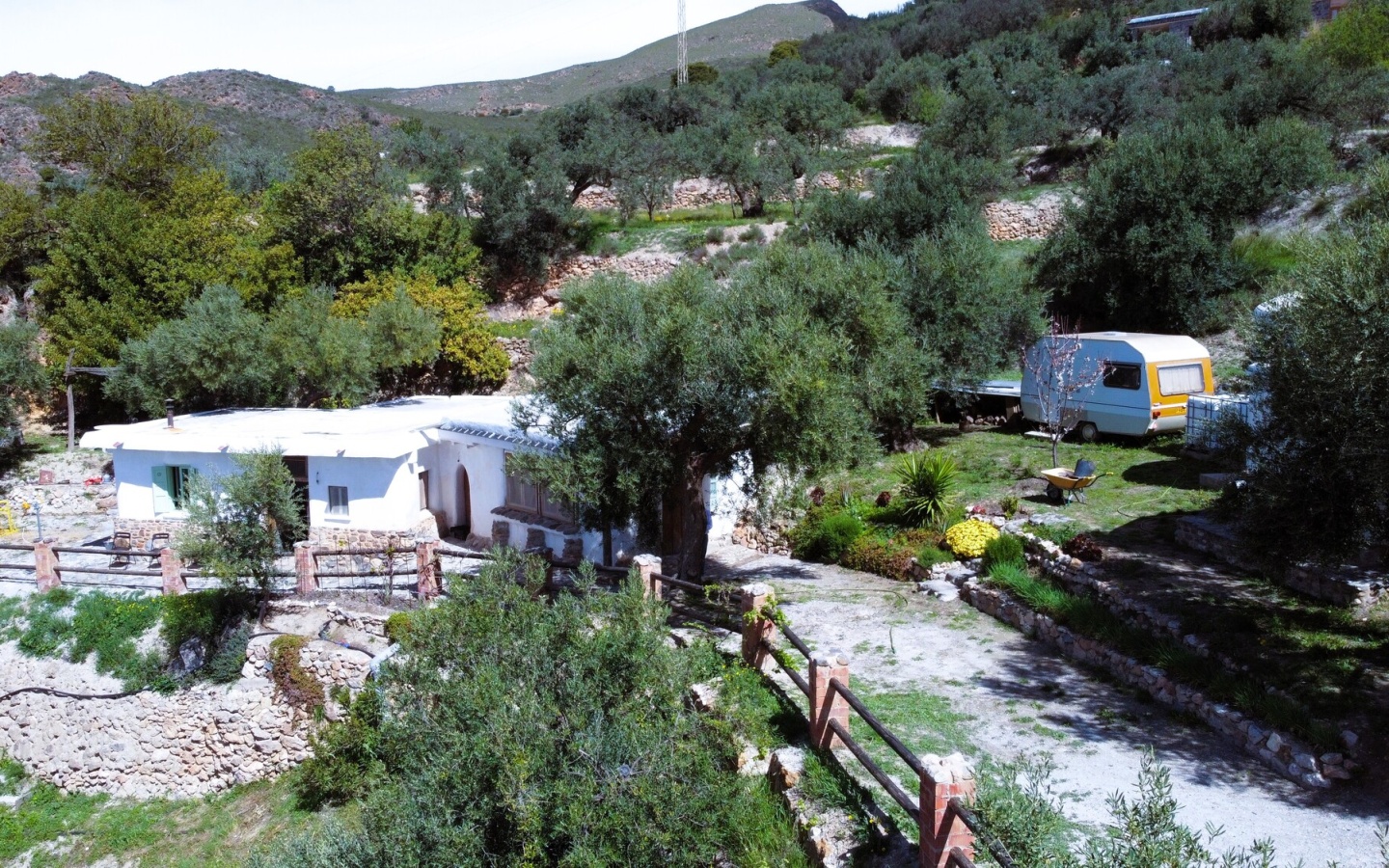 Lanjaron. Two bedroom nave