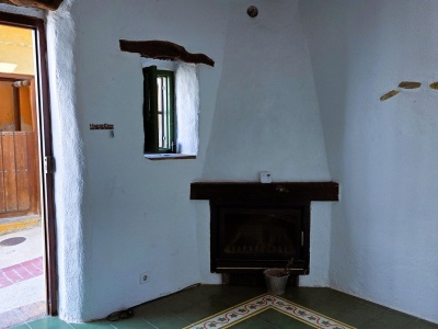 0607, Orgiva. Two-bedroom village house