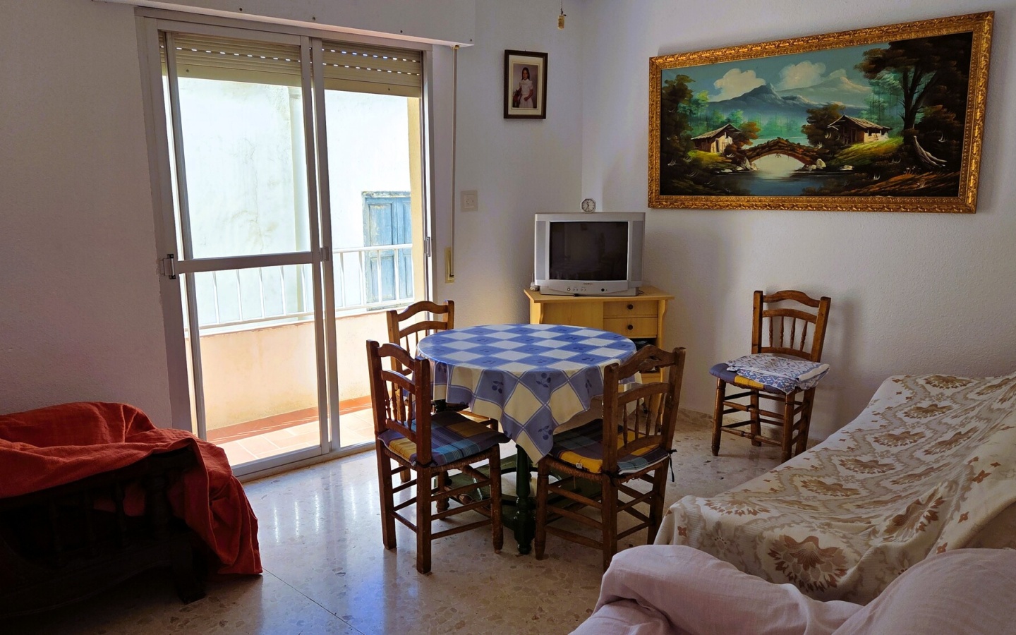 Carataunas. Three Bedrooms Apartment