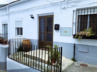 0662, Torvizcon. Four bedroom House