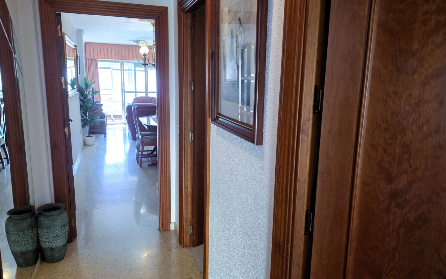 Orgiva. Three Bedroom Apartment